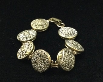 1930’s TWINKLE BUTTON BRACELET