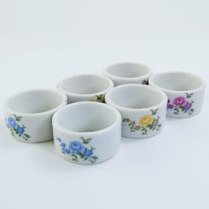 Vintage Floral Ceramic Napkin Rings - Mid Century Cottagecore Table Decor