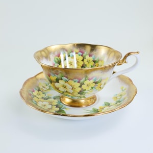 Vintage Royal Albert treasure chest series heavy gold Bone China St Primrose Teacup & Saucer Set | Yellow Floral Tea Cup Collectible Gift