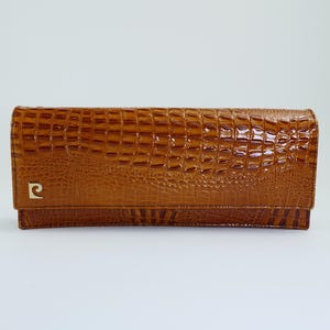 Pochette Pierre Cardin vintage 1970 imitation crocodile sac à bandoulière - Accessoire rétro élégant marron, sac à main de collection, cadeau pour elle