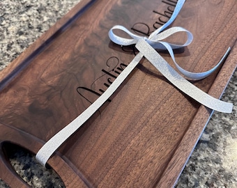 Luxury Personalized Walnut Tray – The Perfect Gift for Mom, Custom Engraved Wooden ServingTray for Mother’s Day