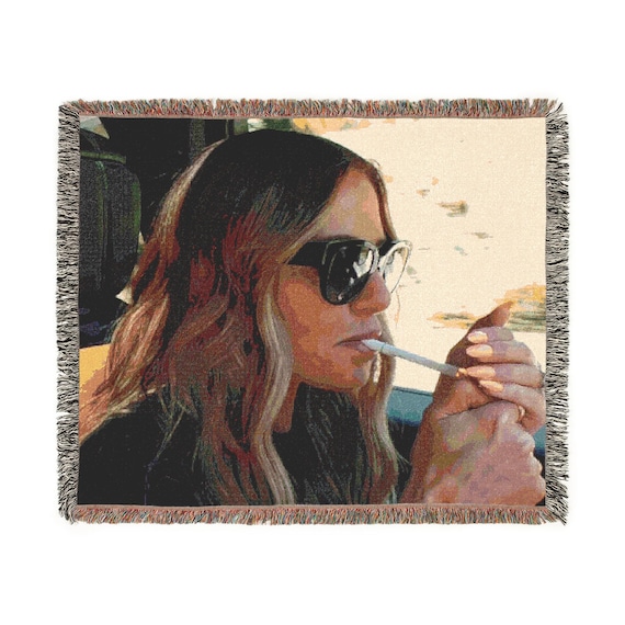 Real Housewives Smoking Dorit Kemsley Woven Blanket - Iconic Moment, Bravo  Lover Gift, Beverly Hills Tribute, TV Show Fan Decor, Celebrity
