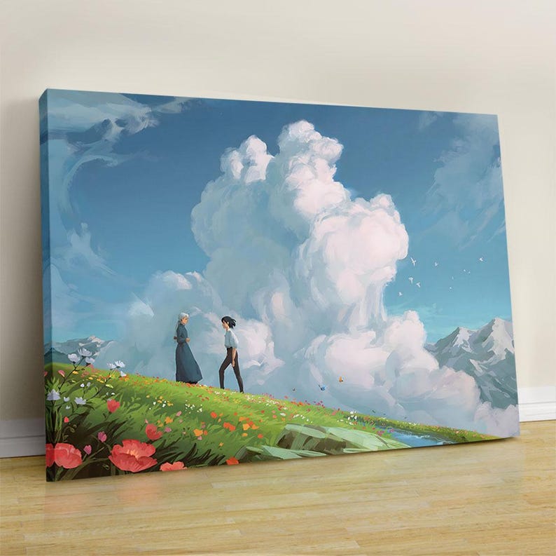 Puede incluir: Impresi&oacute;n art&iacute;stica en lienzo que representa un paisaje pintoresco con dos figuras en una colina cubierta de hierba. La obra de arte presenta un cielo azul brillante con nubes blancas esponjosas, flores coloridas y monta&ntilde;as distantes. Las figuras est&aacute;n vestidas oscuras.