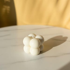 Mini bubble candle