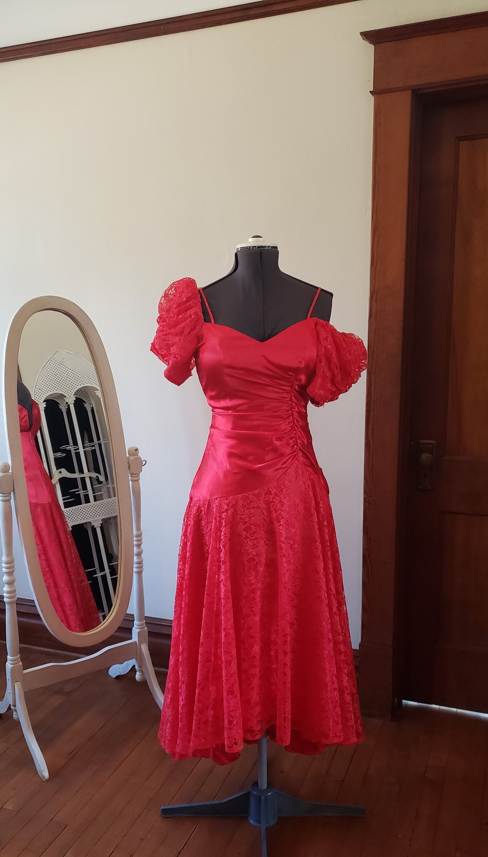 1980s red dress