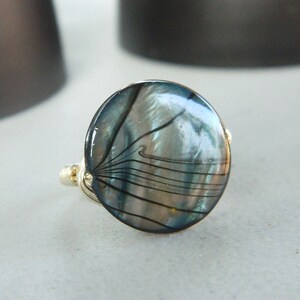 Shell Ring, Blue Striped Shell Ring - Mother of Pearl Rings. Black Grey Teal Silver Ring. Night Ocean Unique Ring. Jewelry Rings, To Order