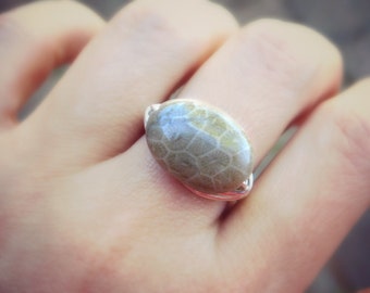 Fossil Coral Ring. Jewelry Rings, Stone Cocktail Rings, Rustic Ring, Boho Rings, Brown Ring, Mocha, Bronze, Jewel, Almond Ring, Size 7.5