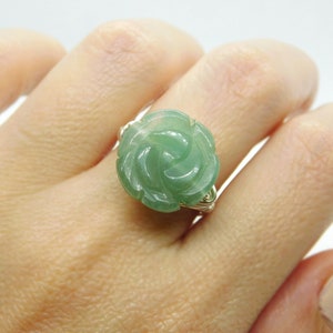 Green Aventurine Flower Handmade Ring. Green Jade Ring. Green Rose Ring. Jewelry Rings. Gabeadz. Anillo Verde. Anillo de Flor Verde