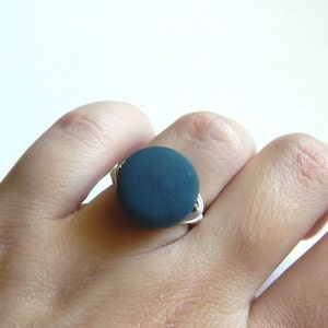 Teal Round Ring. Wood Blue Ring. Blue Teal Silver Light Ring. Classic Ring. Wire Wrap Ring. Teal Coin Ring. Jewelry Rings. Gabeadz. Anillo image 3