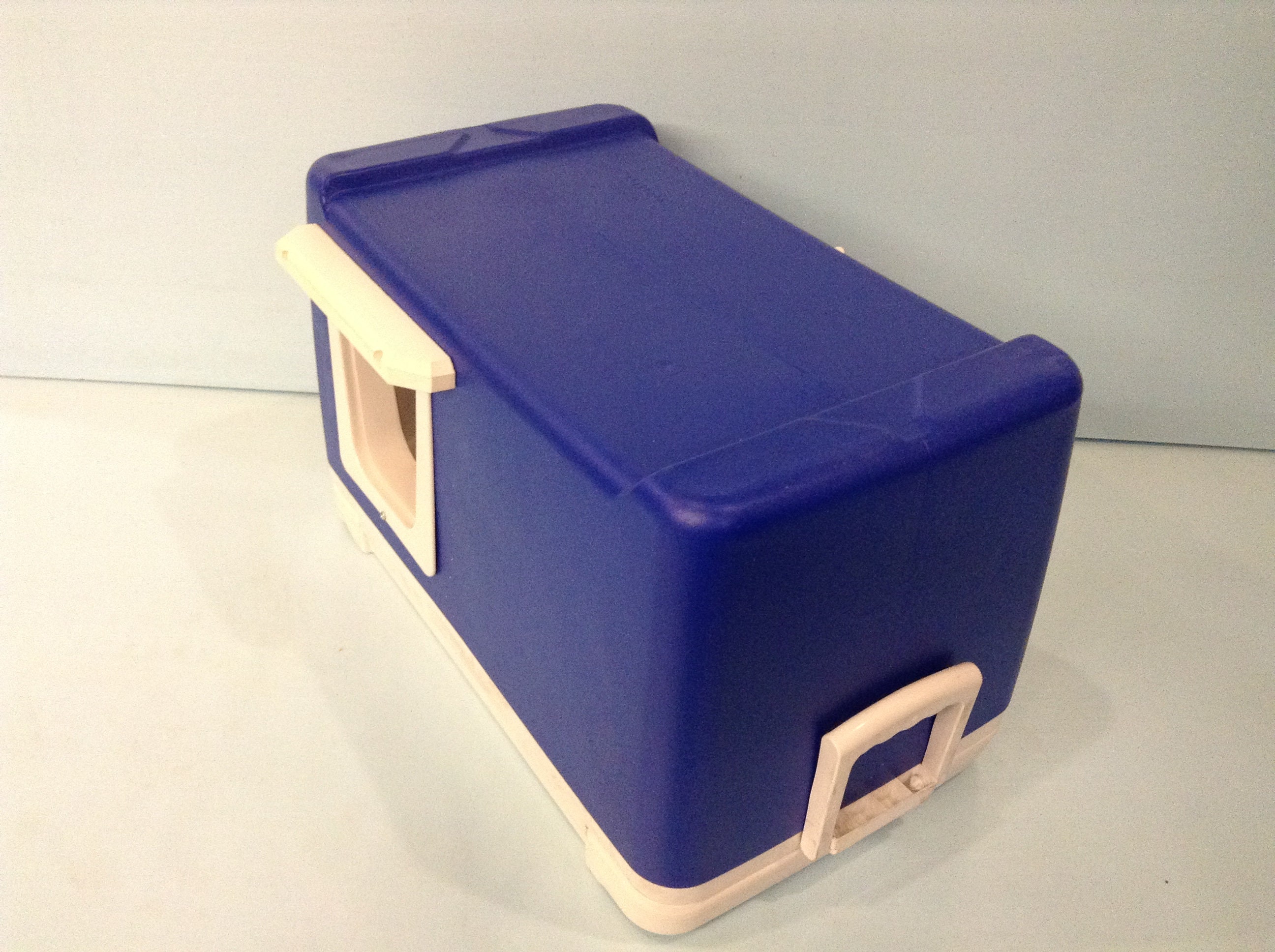 CAT POD/1 Door/Self Warming Fleece, outdoor cat house, shelter, condo…