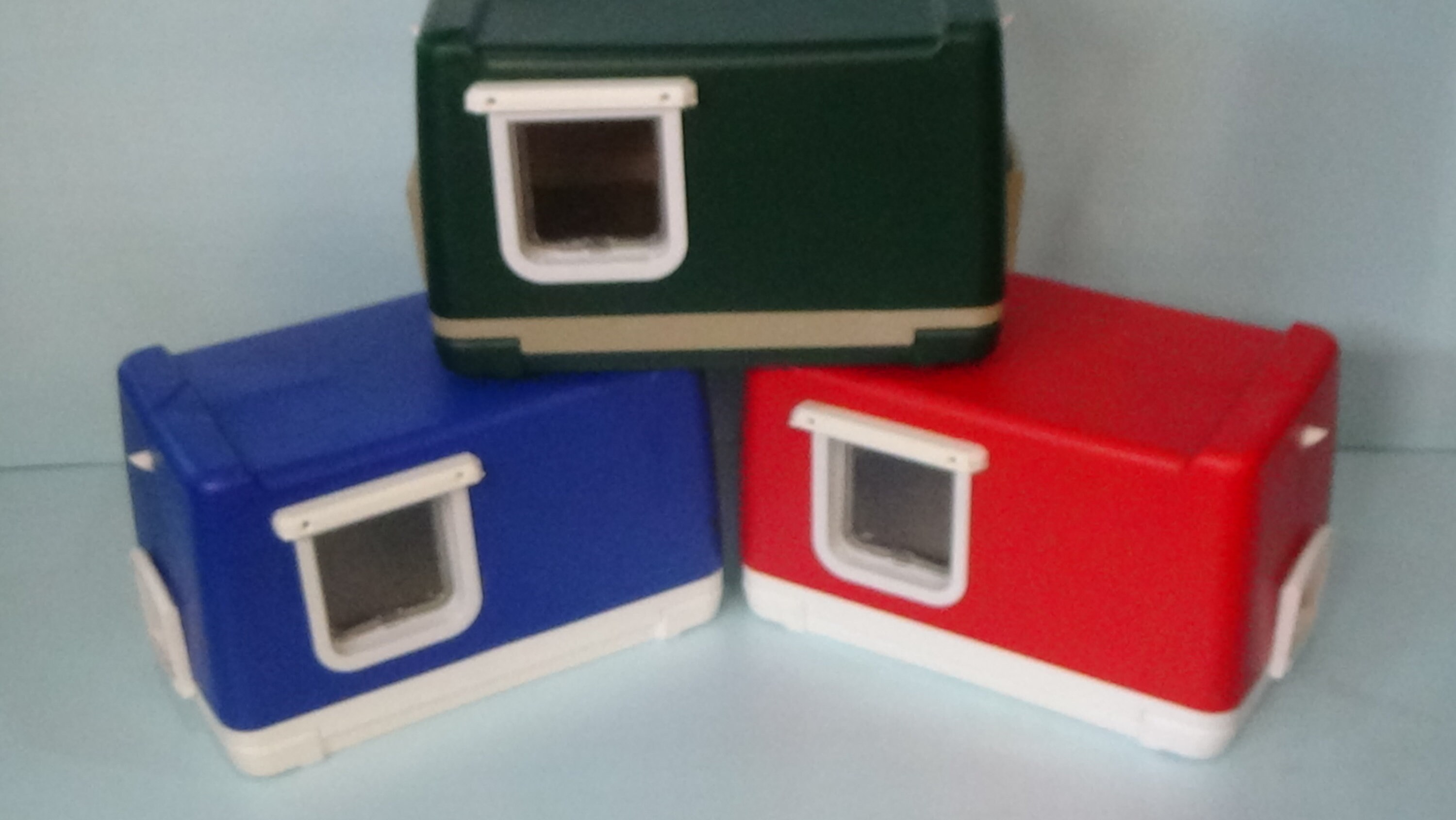 CAT POD/ 2 Doors/Self Warming Fleece,  outdoor cat house, shelter, co…