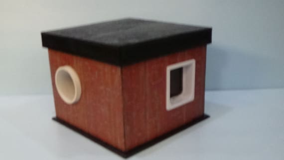 heated feral cat house