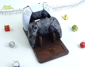 Personalized Gaming Controller Stand: Handmade Wood & Leather Charging Station