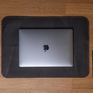 Personalized Leather Desk Mat: Custom Large Black Deskpad