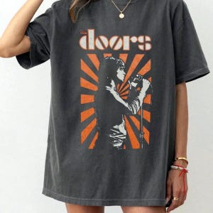 Jim Morrison The Doors T-shirt, Vintage Music Shirt, Metal Music Shirt, Rock Band Tee, Music Lover Tshirt, Rocker Clothing, Y2K Graphic Tee