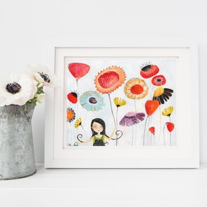 K&ouml;nnte beinhalten: Eine gerahmte Illustration eines M&auml;dchens, das in einem Feld mit bunten Blumen steht. Die Blumen sind rot, orange, gelb, blau und lila. Das M&auml;dchen tr&auml;gt ein gr&uuml;nes Shirt und einen schwarzen Rock. Der Hintergrund ist wei&szlig;.