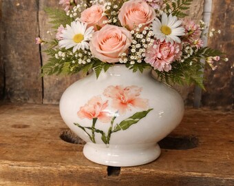 Vintage Hand-Painted Floral Ceramic Bud Vase – Cottage Core Farmhouse Decor