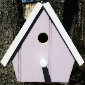 Upcycled zurückgeforderter Vogel Haus Nistkasten für Bluebird Chickadee Kleiber Meise oder Carolina Wrens Vogel Liebhaber Ei Geschenk für Ihren Birder Freund