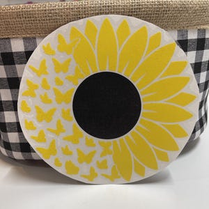 Auto Aufkleber mit Sonnenblume und Schmetterling