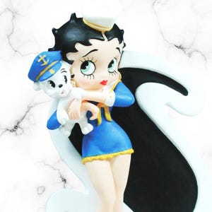 Figura/colgante de pared con el alfabeto de Betty Boop, letra S, marinero, de Westland Giftware 6759