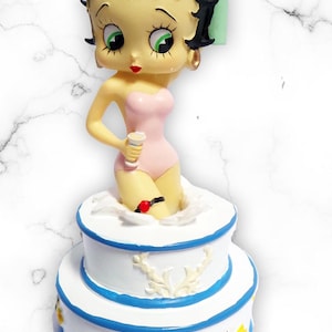 9071 Vintage Party Time Betty Boop Miniature Figure