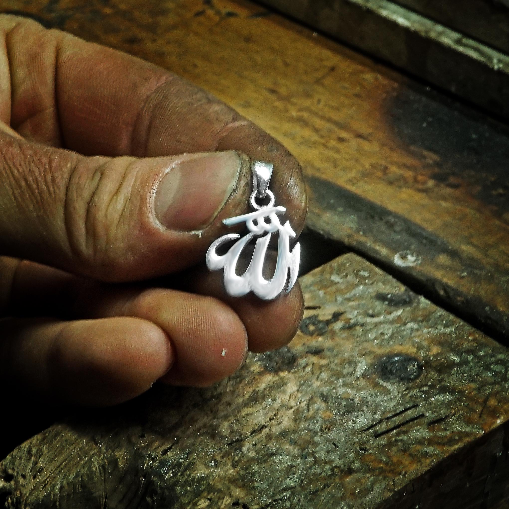 Allah Necklace Sterling Silver, Polished Allah Written Pendant, Unisex ...