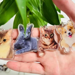 Custom Cat Keychain, Pet Portrait Keychain,Cat Loss Gift,Custom Photo Keychain Acrylic,Cat Picture Keychain, Dog Mom Gift, Pet Memorial Gift