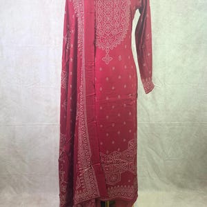 Viscose Pashmina Maroon Digital Print Salwar Set with Dupatta