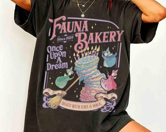 Koszulka Disneya "Śpiąca Królewna" z pieczoną miłością i magią, koszulka z Wróżką Chrzestną, koszulka z Księżniczką Aurory, prezent dla rodziny na wycieczkę do WDW Magic Kingdom