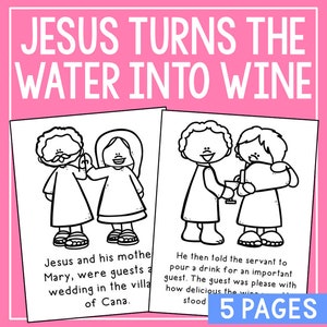 Può includere: Illustrazione in bianco e nero di una storia biblica, Gesù trasforma l'acqua in vino. L'illustrazione mostra Gesù, Maria e un servo. Il testo recita "Gesù e sua madre Maria erano ospiti a un matrimonio nella villa di Cana." e "Poi disse al servo di versare una bevanda per un ospite importante. L'ospite è stato molto contento della bontà del vino."