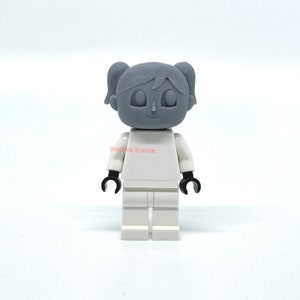 Minifigure head- Player w/ Short Pigtails