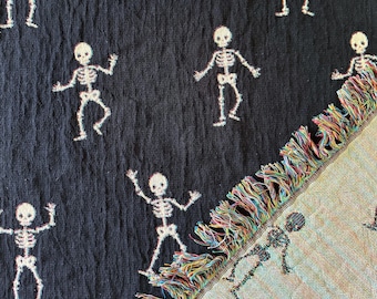Geweven katoenen deken met skelet: Halloween-griezelig gotisch decor