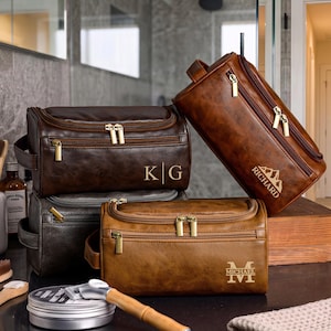 Personalized Toiletry Bag For Men, Groomsmen Gifts, Engraved Leather Travel Bag, Engraved Dopp Kits, Travel Accessories