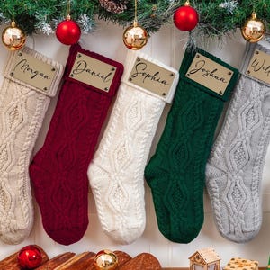 2025 Gravierte Leder Aufnäher Strümpfe, Personalisierte Weihnachtsstrümpfe, Weihnachtsstrumpf, Weihnachtsstrümpfe, Weihnachtsdekor Geschenk