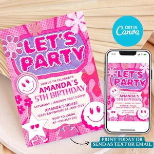 Convite de aniversário retrô Smiley, convite editável para festa rosa preppy, convite de aniversário de menina pré-adolescente quadriculada ondulada, convites de aniversário descolados