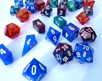 CUSTOM MADE - 7 Set Resin DnD Dice