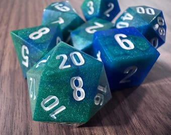 Blauer Planet - 7 Set Resin D&D Würfel