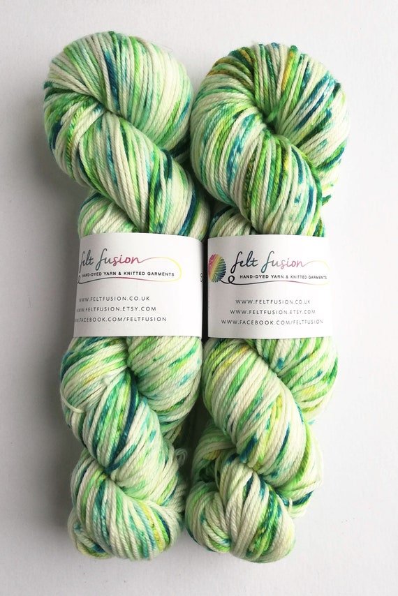 What is worsted weight yarn in uk