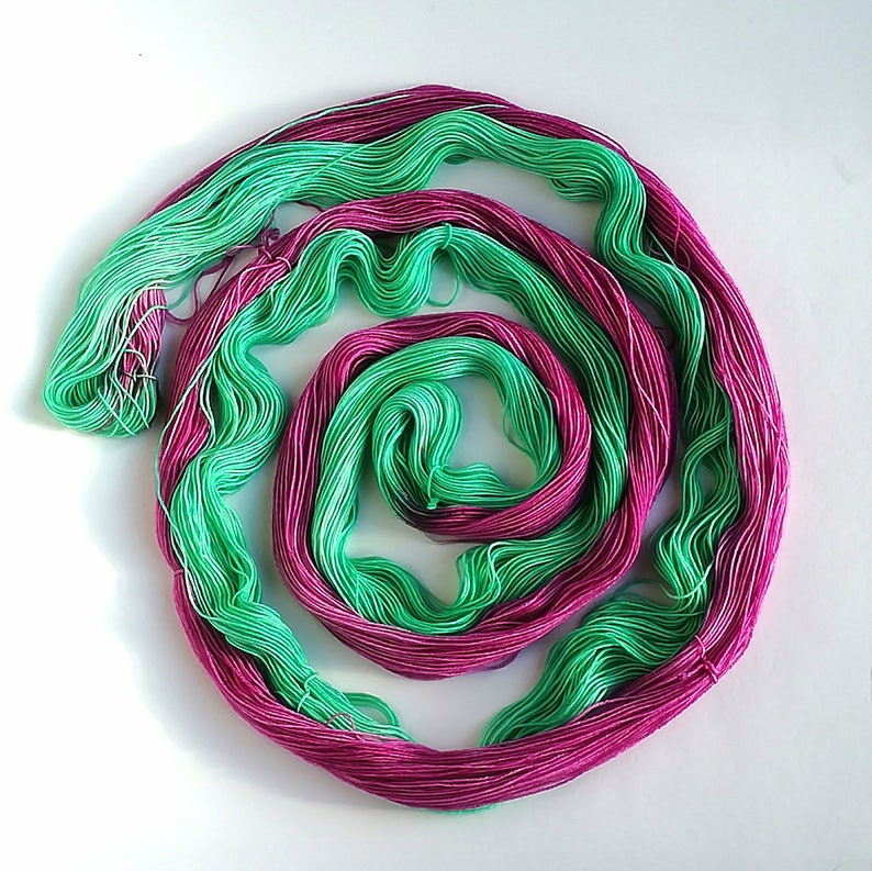 Self-striping sock yarn, hand dyed Christmas yarn, dyed to order, 75/25% superwash wool/nylon sock/fingering/4-ply, red green white wool image 2