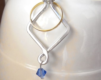 Collar de soporte de anillo, colgante swarovski, personalizado, collar de soporte de anillo de boda o compromiso, collar de exhibición de anillo de plata esterlina