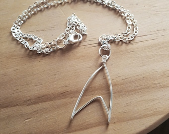 Collar de Star Trek, inspirado en la insignia Delta