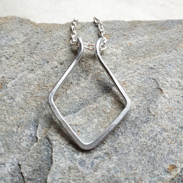 Collier porte bague, collier pendentif en argent, collier porte bague de mariage ou de fiançailles, collier vitrine bague en argent sterling, docteur