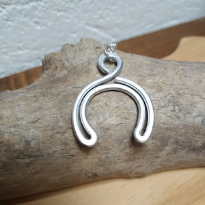 Ring Holder Necklace, Silver Pendant Necklace, Wedding or Engagement Ring Holder Necklace, Sterling Silver Ring Showcase Necklace