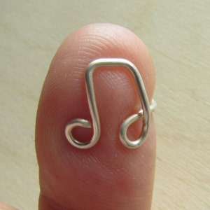 Music Note Ear cuff - Mini Earcuff - Tragus - Cartilage  - No Pierced ear cuf - Hypoallergenic - Personalized Color
