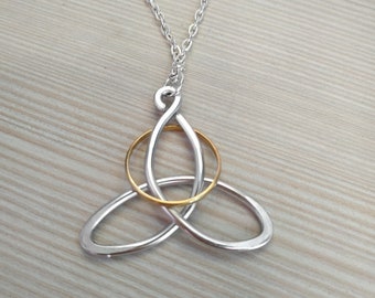 Celtic Ring Holder Necklace: Silver Pendant, Wedding Ring Keeper