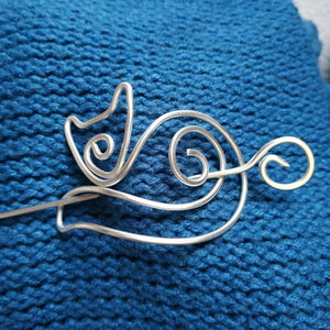 Kitty Cat Pin Brooch for Shawls, Sweaters, Scarves, Jackets, Wraps, Cat Pin, Shawl Pin, Knitted Shawl Pin