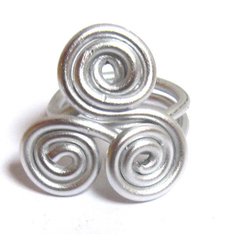 Triskele Celtic Ring 3 Spiral Swirl Light Silver Metal Wire Etsy