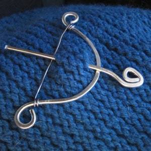 Bow Arrow Archery Pin Brooch for Shawls, Sweaters, Scarves, Hair Pin, Wraps, Arrow Pin, Shawl Pin, Medieval Renissance Shawl Pin