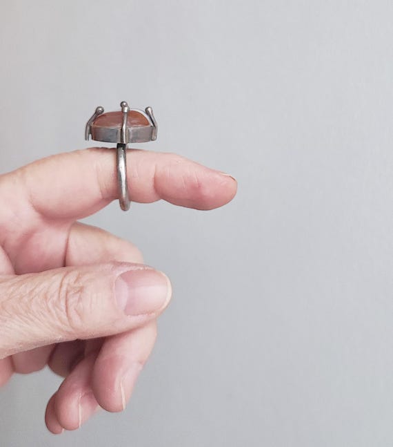 Unique carnelian ring, solid sterling silver stat… - image 1