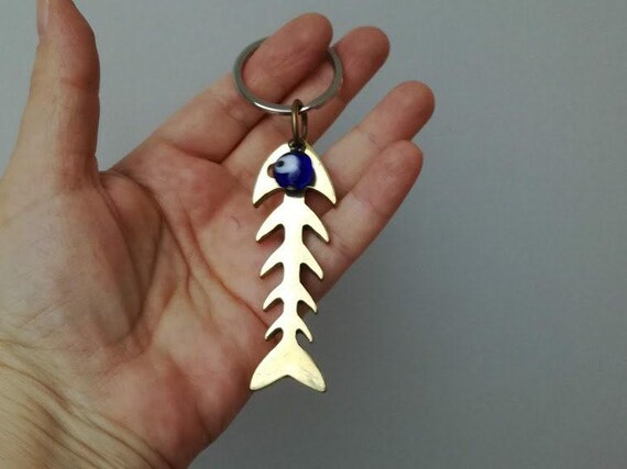 Alilang Golden Tone Multi Colored Rhinestones Tropical  Gold Fishbone Keychain with Multicolor Accents display picture 1